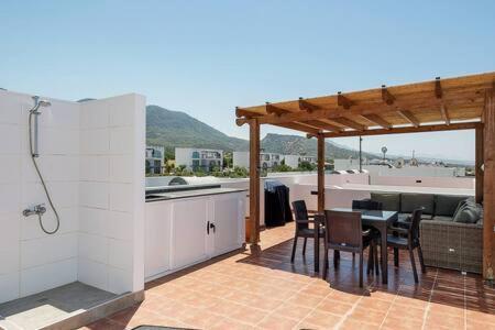 Joya Cyprus Mermaid Penthouse Apartment Agios Amvrosios  Exterior foto